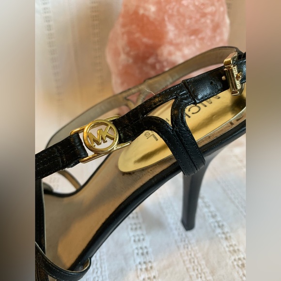 Micheal Kors Black Strapy Heals. Size 8. Good Used Condition. - Picture 2 of 8